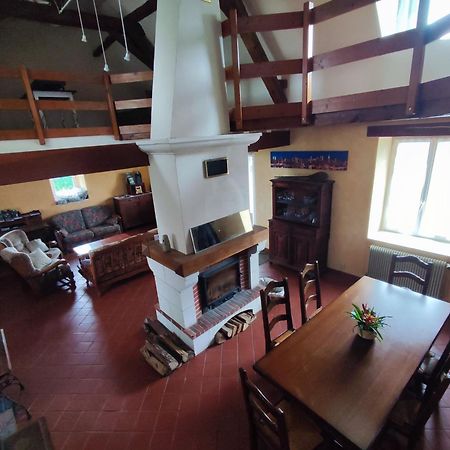Gîte de la Courtaudière Le Petit-Pressigny Extérieur photo